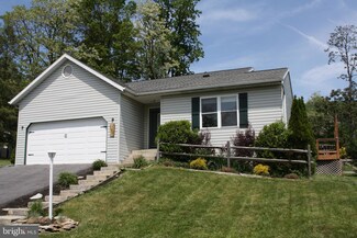 4282 S Carolina Dr, Harrisburg, PA 17112