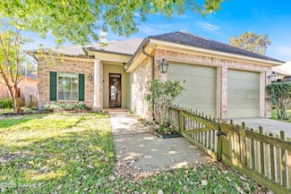 213 Durham Dr, Lafayette, LA 70508