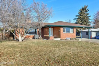 3215 Webster Ave, Yakima, WA 98902