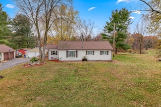 6703 Oak Grove Rd, Burlington, MI 49029