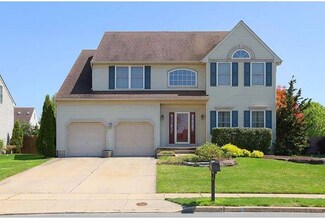 349 New Castle Ln, Swedesboro, NJ 08085