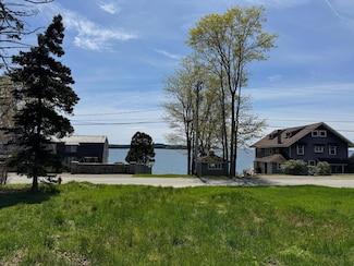 M17 L15 Perkins St, Castine, ME 04421