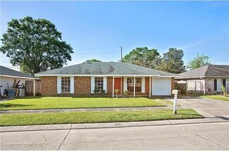 3061 Sorbonne Dr, Marrero, LA 70072