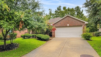 51 N Spinning Wheel Cir, Spring, TX 77382