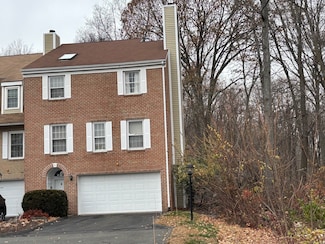 51 Kingswood Dr, Bethel, CT 06801