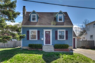 30 Delway Rd, East Providence, RI 02914