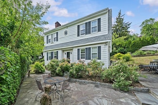 2711 Edgehill Ave, Bronx, NY 10463