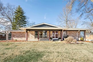 14020 Agusta Dr, Chesterfield, MO 63017