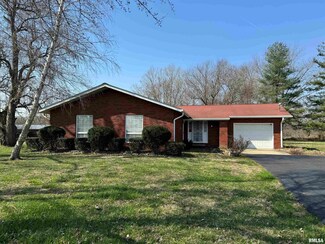 10555 Lincoln Rd, Benton, IL 62812