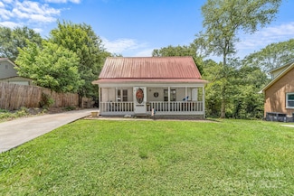 727 W Main Street Extension, Lincolnton, NC 28092
