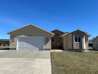 630 Broad St, Alexandria, SD 57311