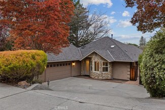 460 Brookside Dr, Chico, CA 95928