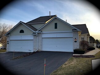320 Normandie Dr, Sugar Grove, IL 60554