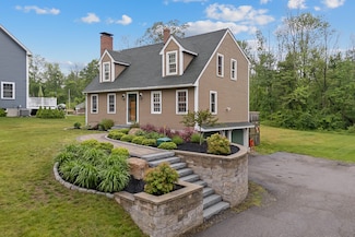 26 Ferncroft Rd, York, ME 03909