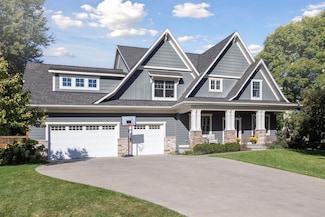 5516 Chantrey Rd, Edina, MN 55436