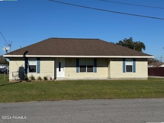 911 E Harrop St, Rayne, LA 70578
