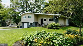 248 Brindle Rd, Mechanicsburg, PA 17055