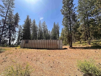 8022 School House Rd, Dorris, CA 96023