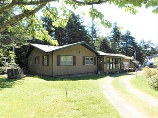 92504 Paradise Point Rd, Port Orford, OR 97465