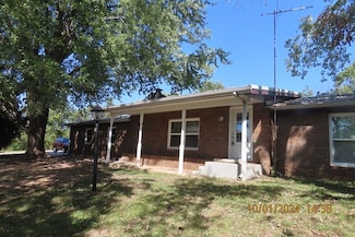 1504 S 14th Ave, Ozark, MO 65721