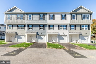 19 Landing Place Unit 19, York, PA 17408