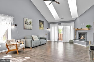 906 Chesterwood Ct, Marlton, NJ 08053