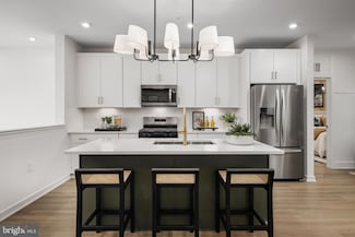 4753 Sully Point Ln, Chantilly, VA 20151