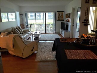 1102 Green Pine Blvd Unit 21, West Palm Beach, FL 33409