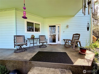 364 Mount Olympus Ave SE, Ocean Shores, WA 98569
