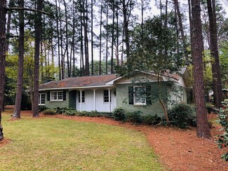 104 Moore St, Sylvester, GA 31791