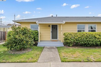 218 Cypress St, Alameda, CA 94501