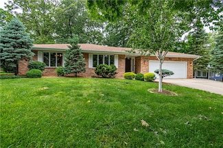 111 Southmoreland Place, Decatur, IL 62521