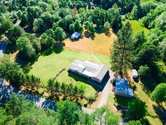 370 Byron Creek Rd, Winston, OR 97496