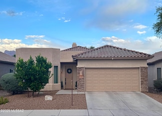 8898 N Treasure Mountain Dr, Tucson, AZ 85742