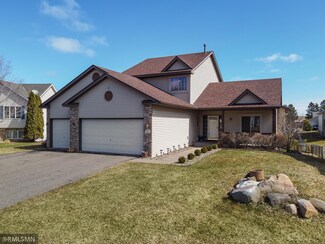 425 Durango Dr, Roberts, WI 54023