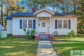 1318 SE 36th St, Savannah, GA 31404