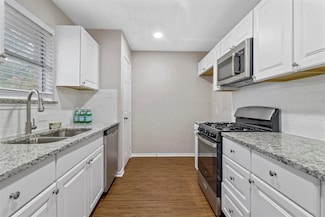 5904 Emerson Dr, Watauga, TX 76148