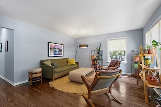 7617 Holmes Rd, Kansas City, MO 64131