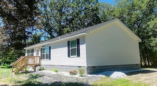 241 Upper Rd N, Highland, NY 12528