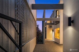 7351 W Mercer Way, Mercer Island, WA 98040