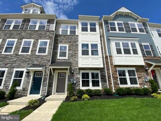 10671 Millport St, White Plains, MD 20695