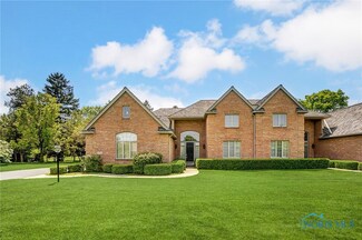 29515 Shelbourne Rd, Perrysburg, OH 43551