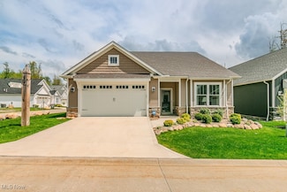 7895 Fox Hunter Ln, Concord Township, OH 44077