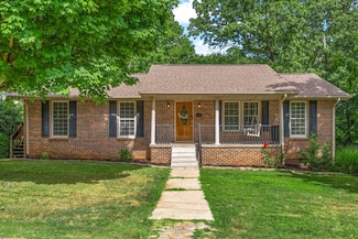 114 Hickory Hill Dr, Dover, TN 37058