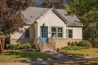 955 28th Ave NE, Minneapolis, MN 55418
