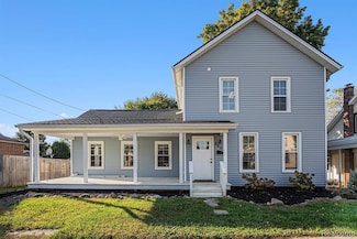 300 E Ellen St, Fenton, MI 48430