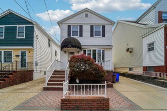 170 W 8th St, Bayonne, NJ 07002