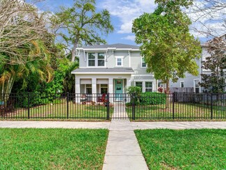 1113 10th St N, Saint Petersburg, FL 33705