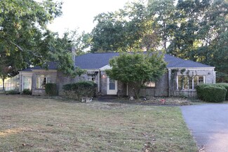 1401 Scottsville Rd, Lafayette, TN 37083