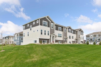 4730 Bottlebrush Ln, Minnetrista, MN 55331